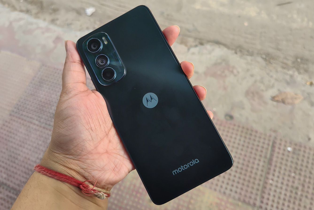 Motorola Edge 30 Ultra review: User interface, performance