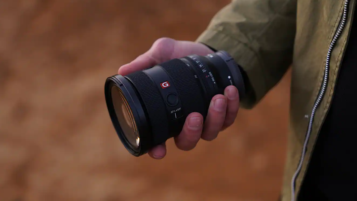 2.8 zoom lens