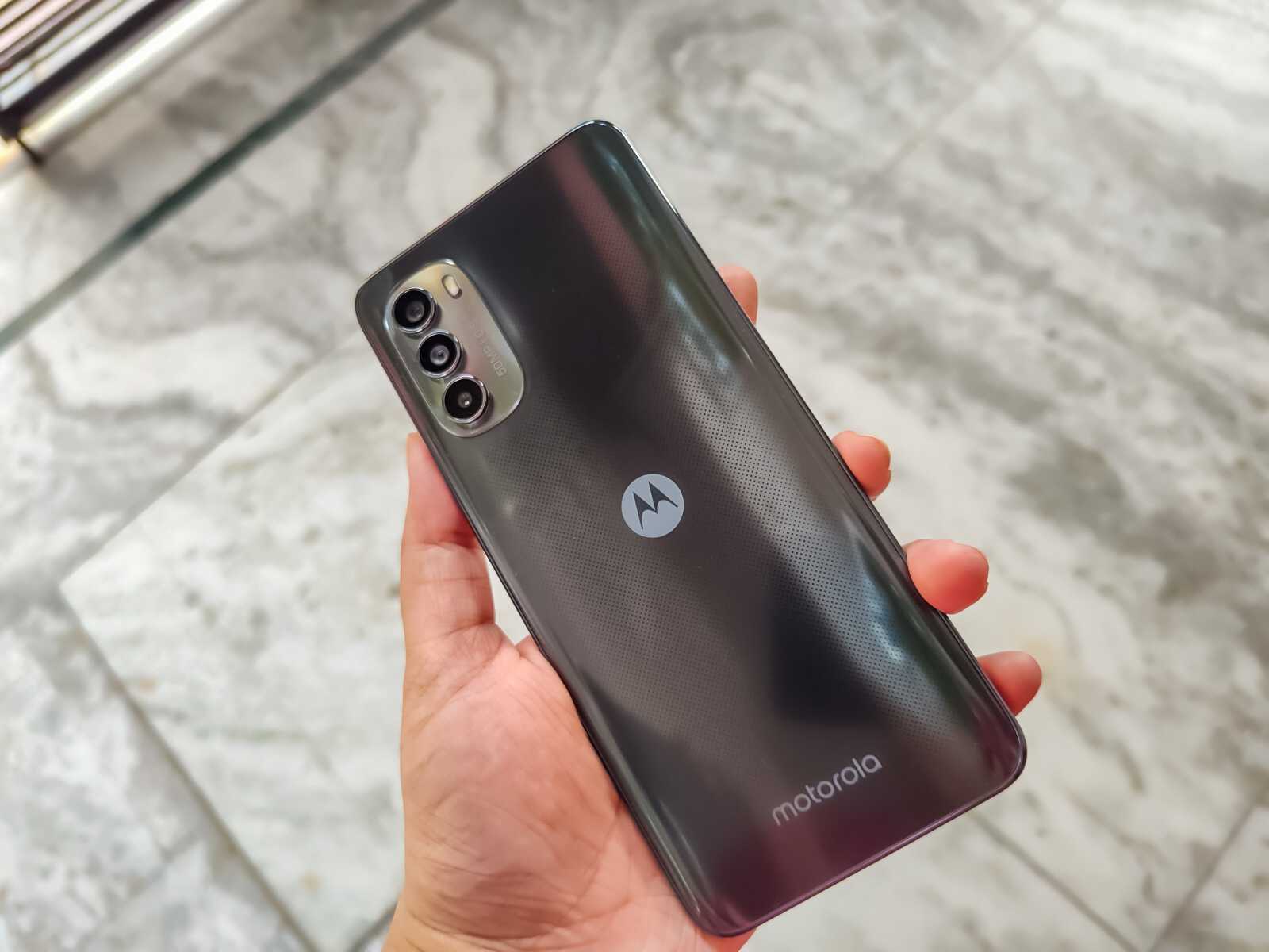 Motorola Edge 30 Ultra 5G Review - Pros and cons, Verdict