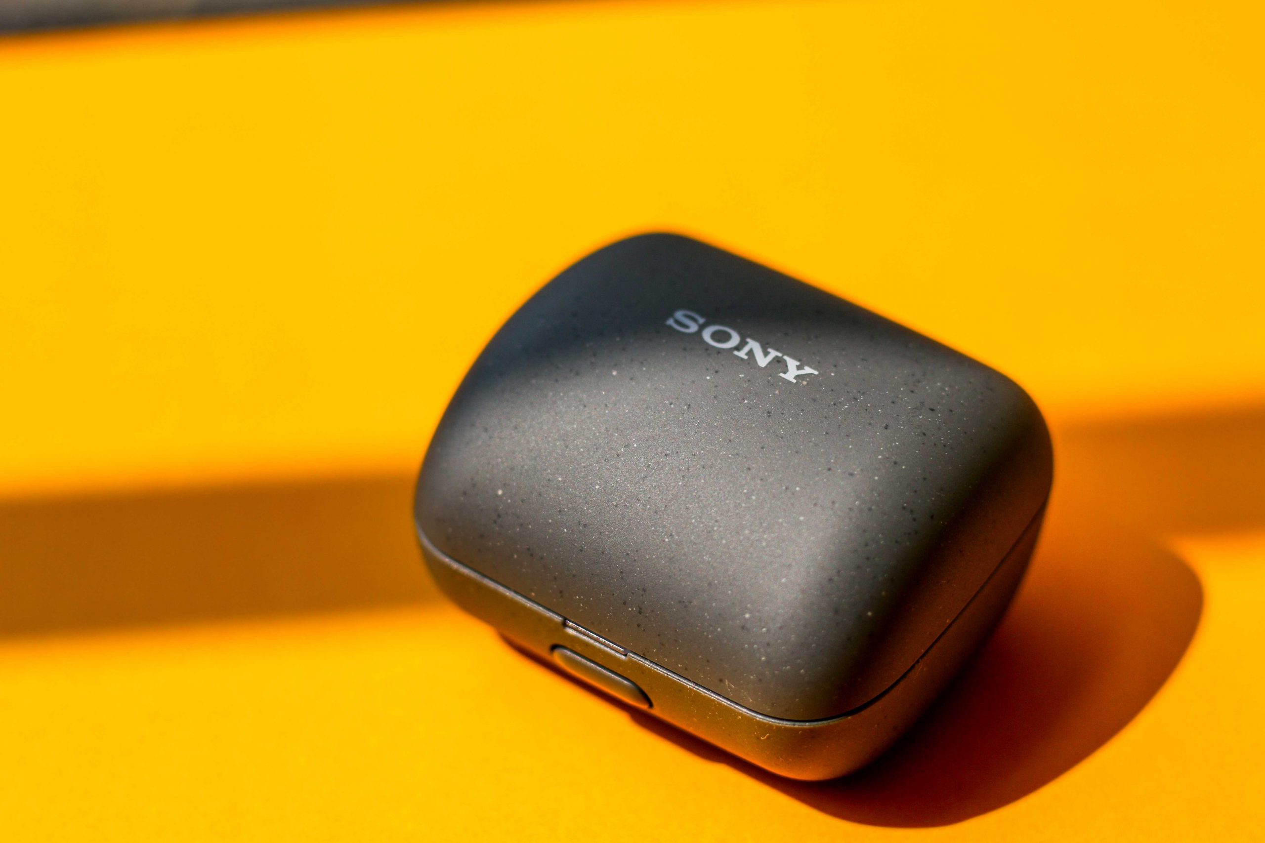 Sony LinkBuds Review (2022): Bold move Sony! - Smartprix