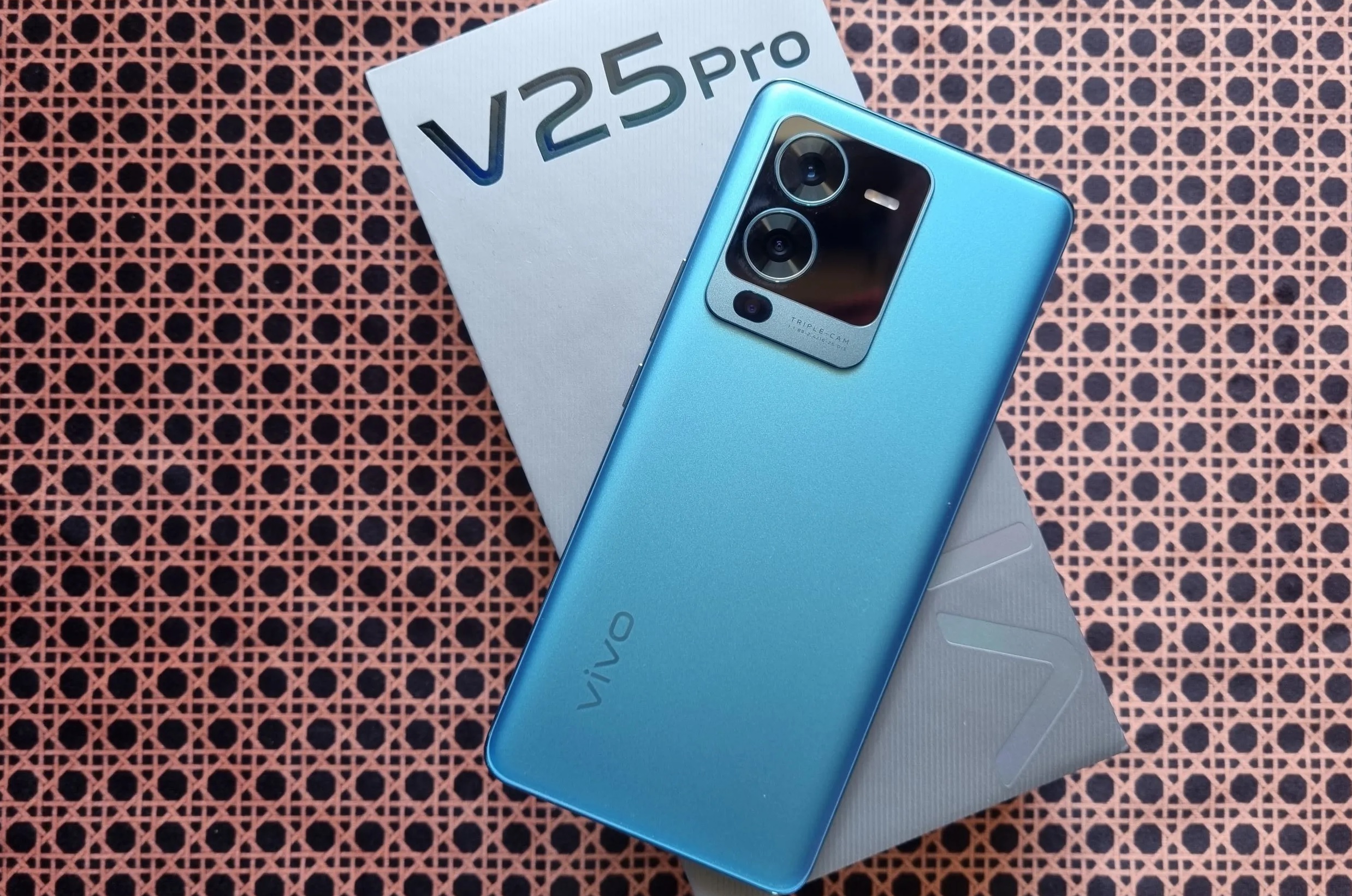 Vivo V21 5G review: unboxing and first impression after four days
