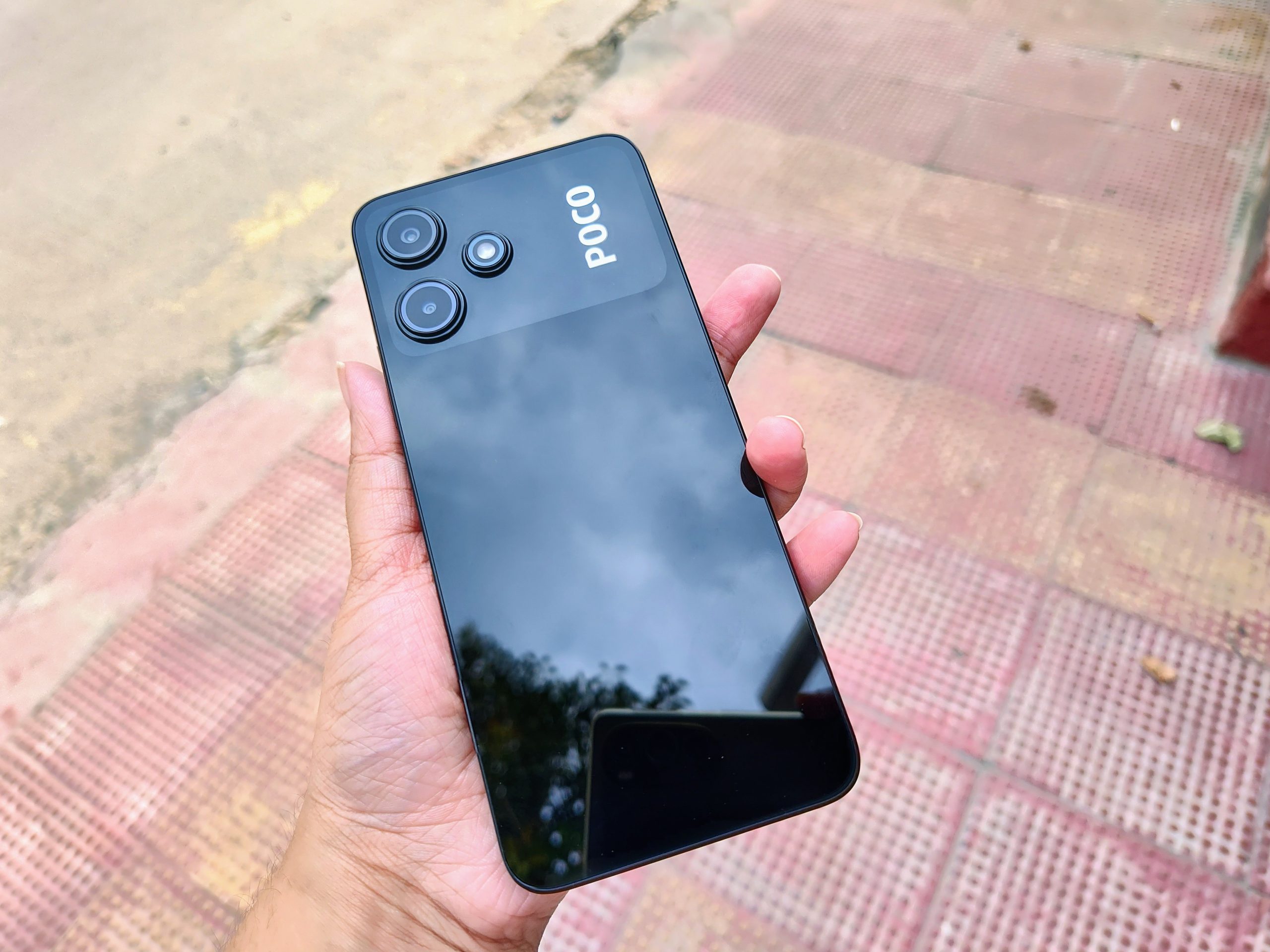 Poco M6 Pro 5G Review With Pros And Cons - Smartprix