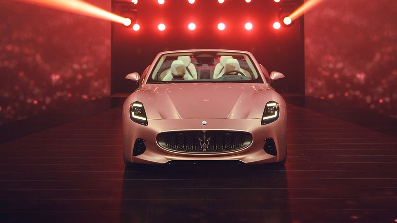 Maserati Unleashes the 761hp GranCabrio Folgore Electric Convertible